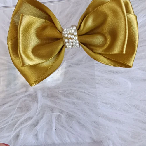 Laço Boutique Cetim Ouro com Pérolas - Laço Artesanal Infantil Princesa de Laços