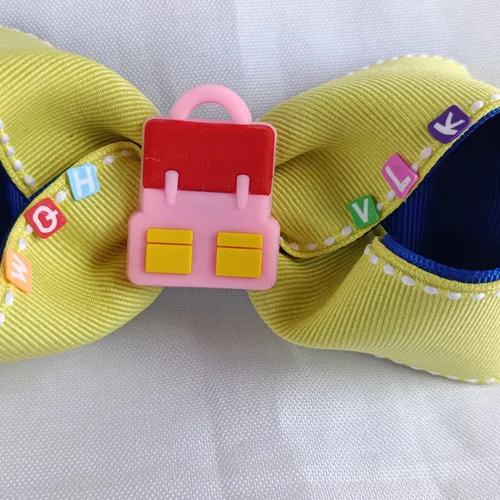 Laço Escolar Mochilinha Amarelo e Azul - Laço Artesanal Infantil Princesa de Laços